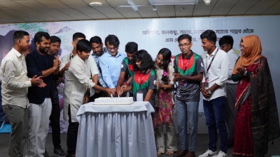 লাল সবুজ প্রকাশের যাত্রা