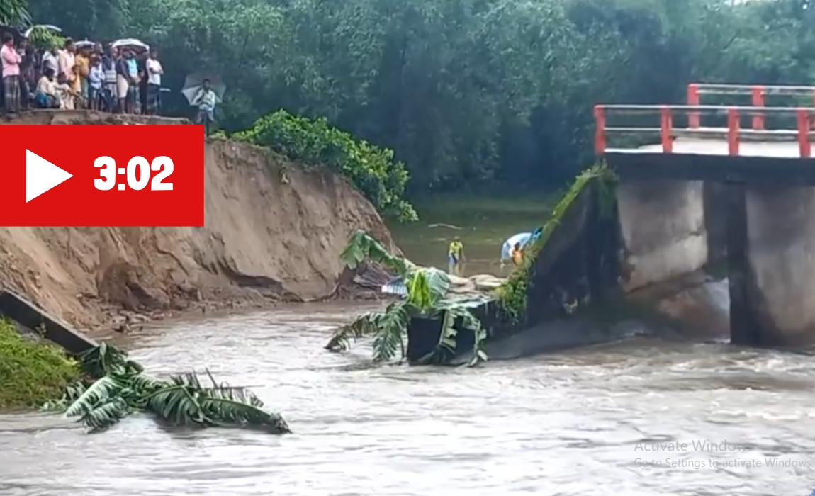 বাঁশের কারুকাজে গ্রামীণ ঐতিহ্যের জীবন্ত প্রদর্শনী “দারিয়াপুর হাট” (13)