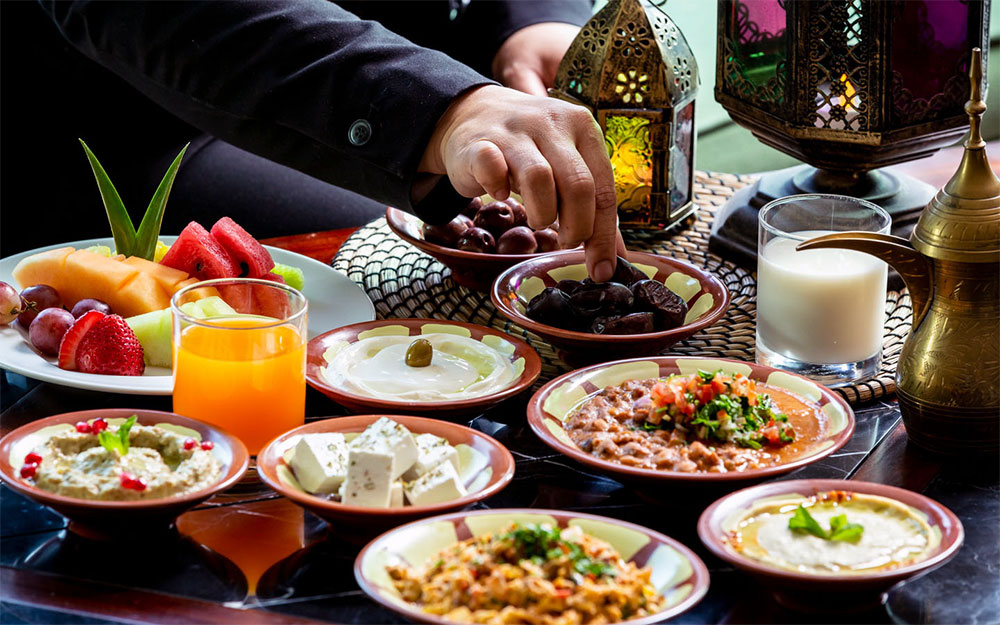 Ramadan-healthy-iftar-in-Bangladesh